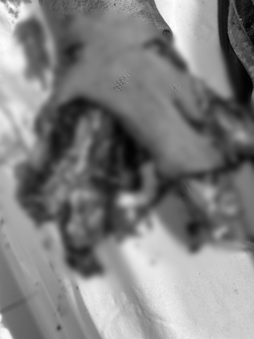 be trai 13 tuoi nat tay vi vat dung hay dung trong gia dinh be trai 13 tuoi nat tay vi vat dung hay dung trong gia dinh