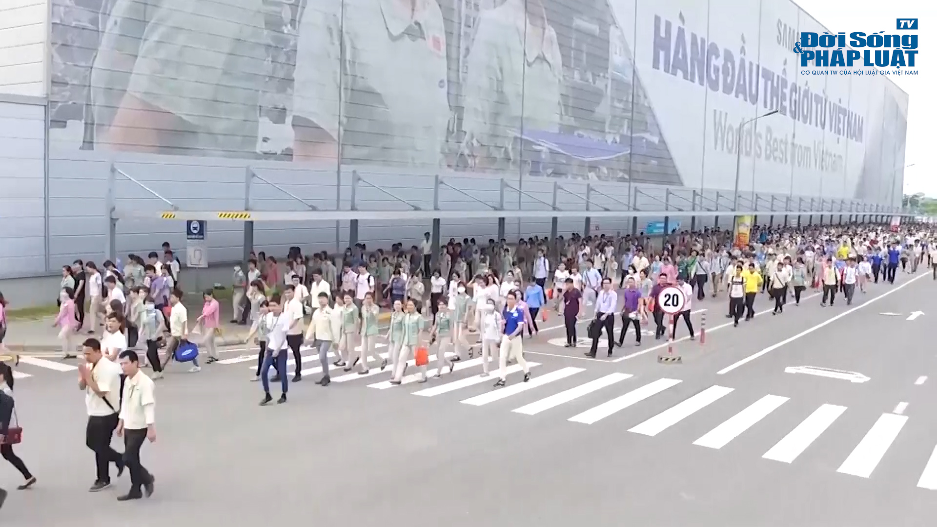 vua nem 100005927still016 vua nem 100005927still016