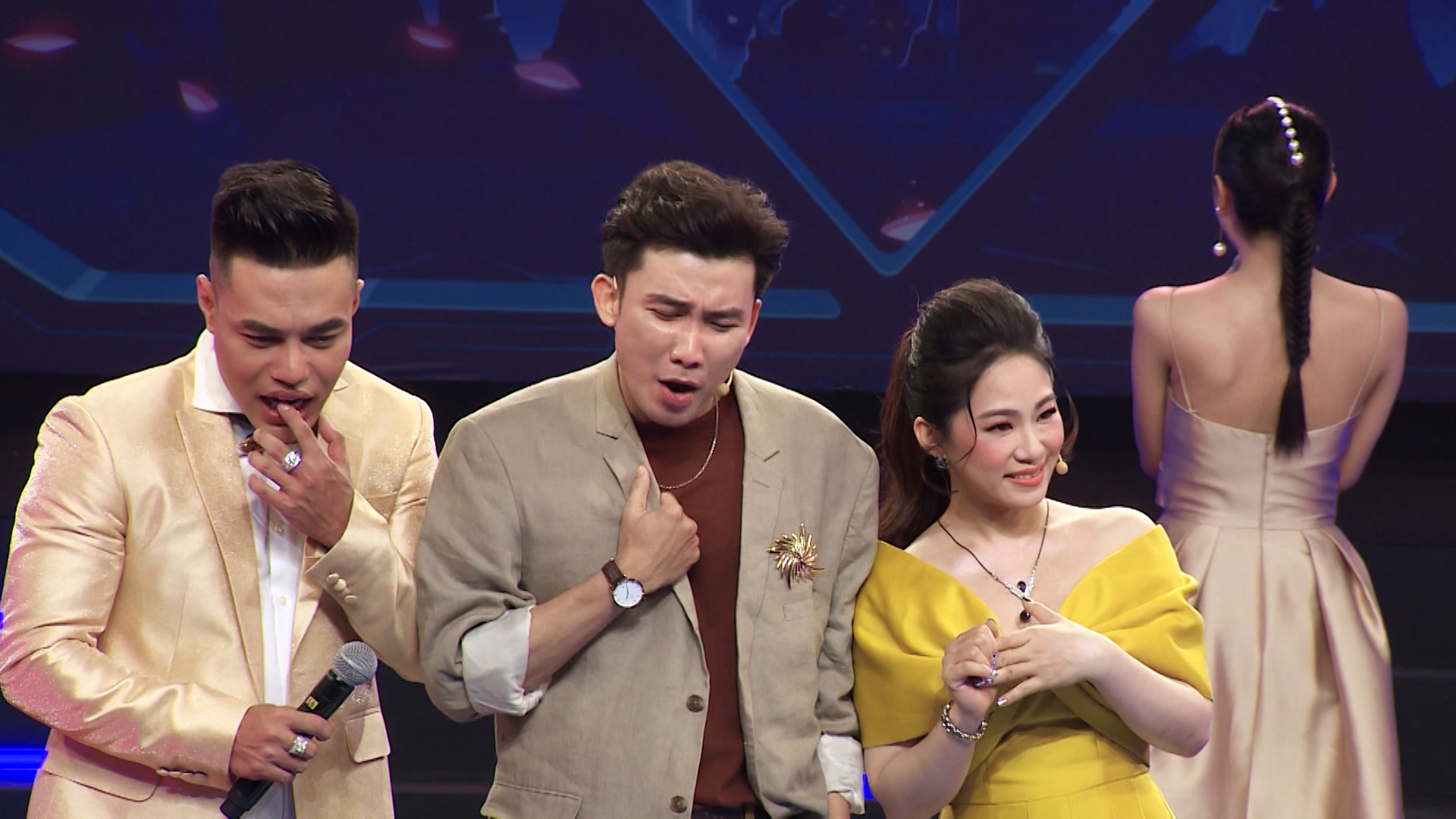 het hon khi tuong vi hat 1 het hon khi tuong vi hat 1