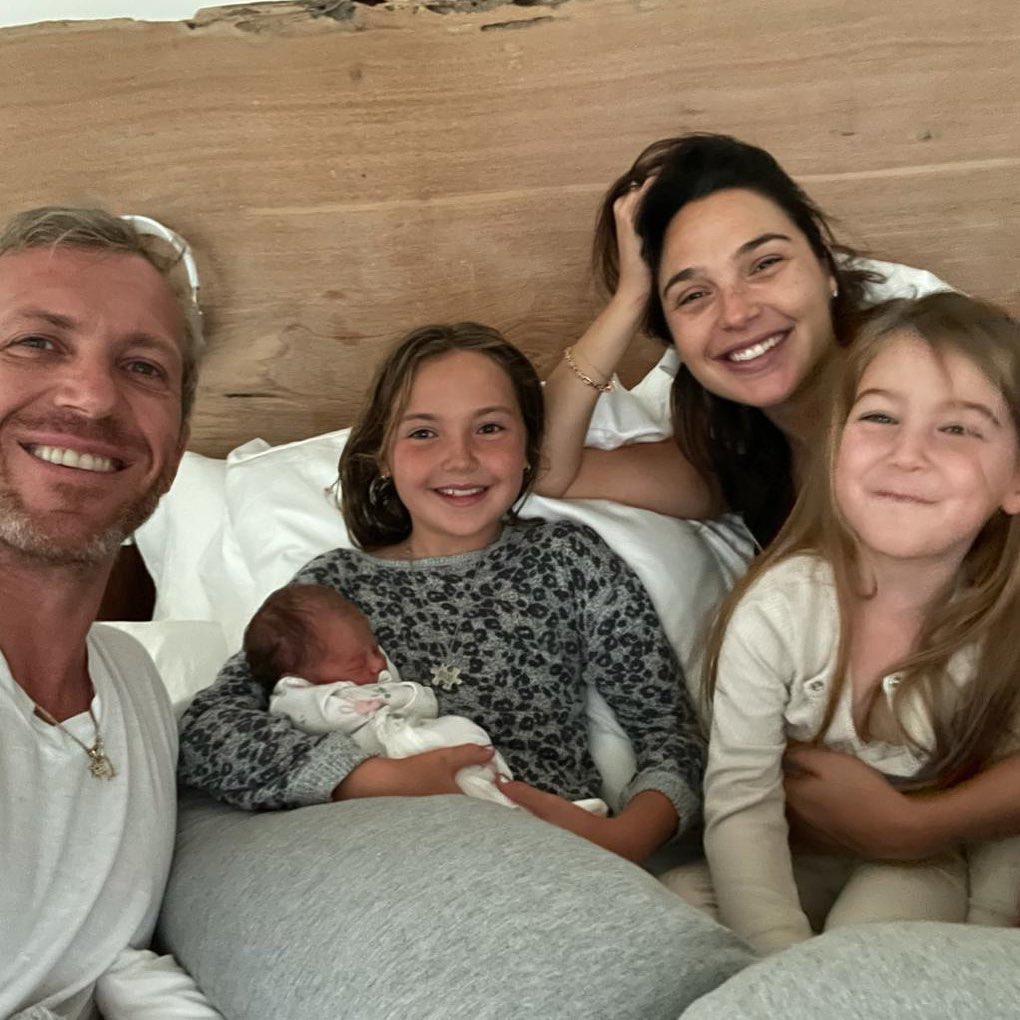 gal gadot sinh con gal gadot sinh con