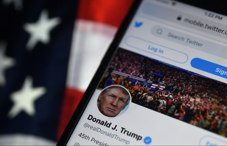 cuu tong thong trump kien facebook twitter google1 cuu tong thong trump kien facebook twitter google1