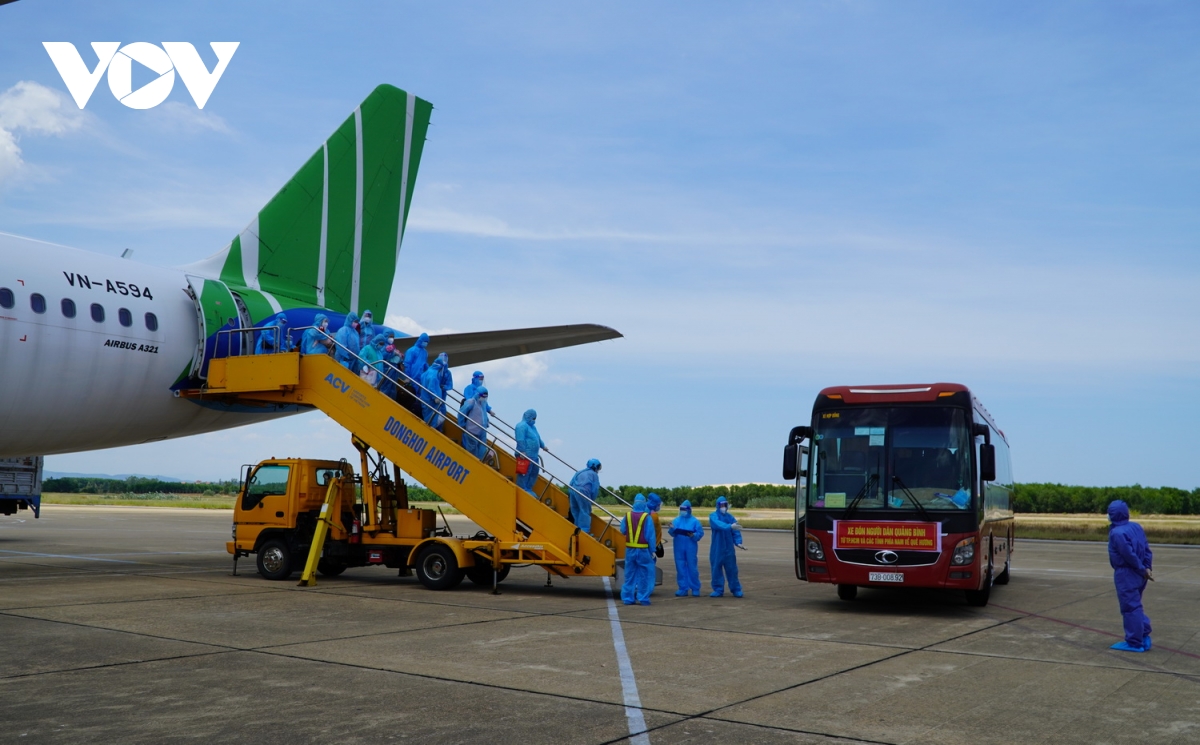 quang binh don cong dan o phia nam ve que