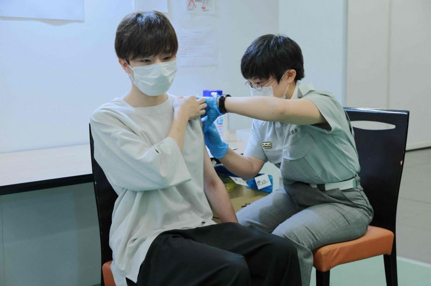 nhat ban ngung tiem vaccine moderna nhat ban ngung tiem vaccine moderna