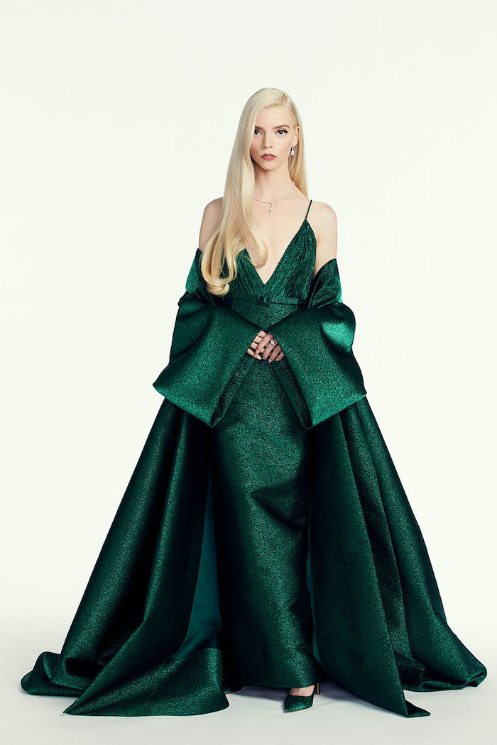 anya taylor joy qua cau vang