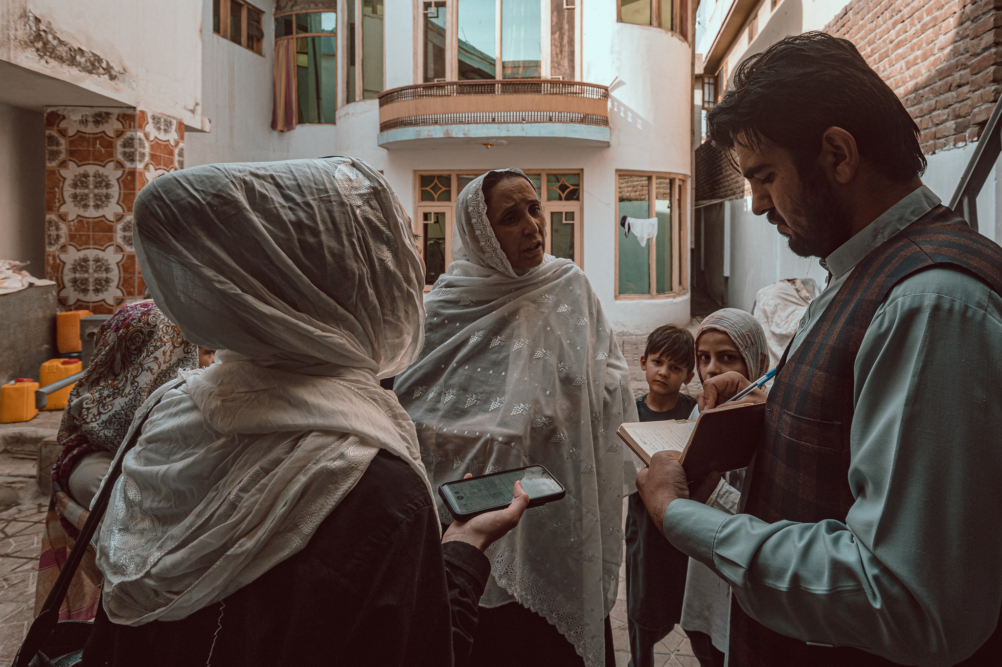 sat hai be gai afghanistan 1