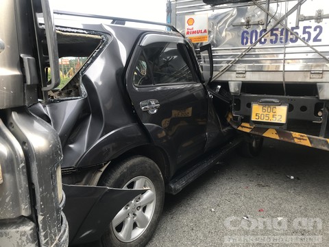 xe oto bi tong duoi xe oto bi tong duoi