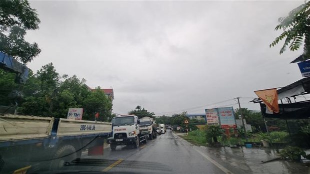 xe tai doi dau container