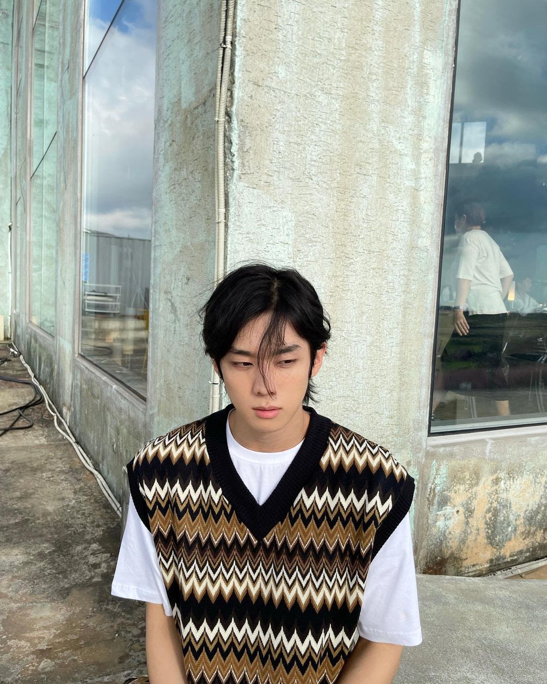 nam ca si han quoc sut can vi chia tay nam ca si han quoc sut can vi chia tay