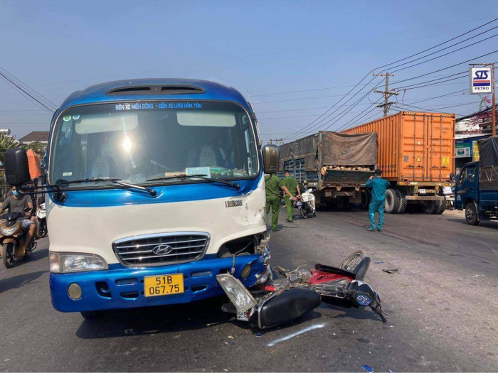 va cham lien hoan va cham lien hoan