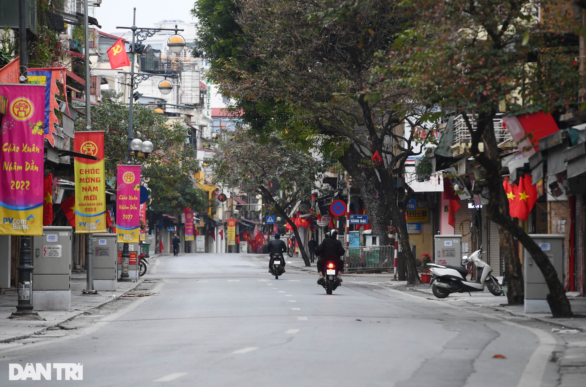 sang mung 1 ha noi 8 sang mung 1 ha noi 8