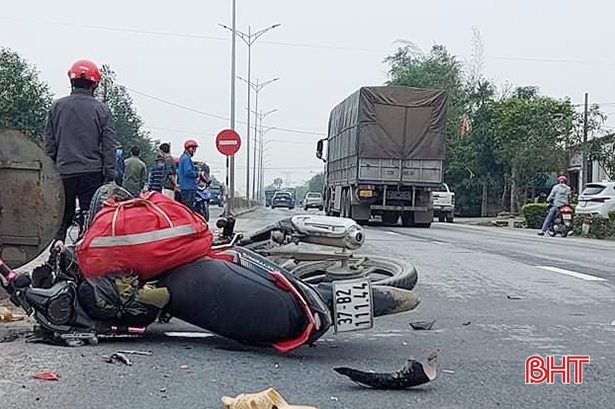 xe may tong nhau xe may tong nhau