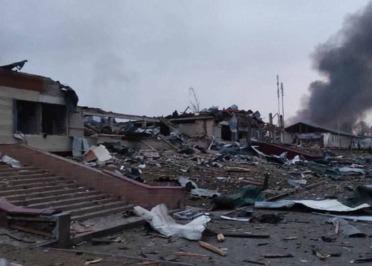 can cu quan su lviv can cu quan su lviv