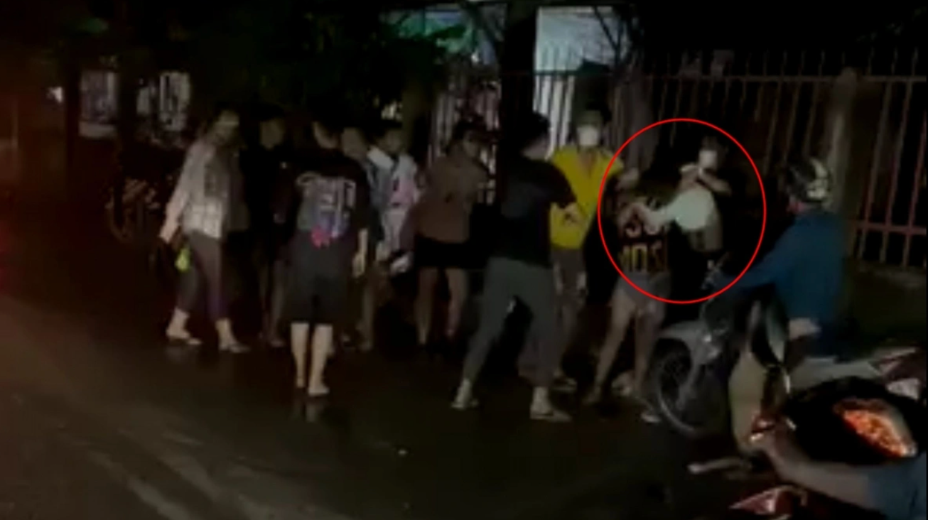hanh hung nu cong nhan hanh hung nu cong nhan