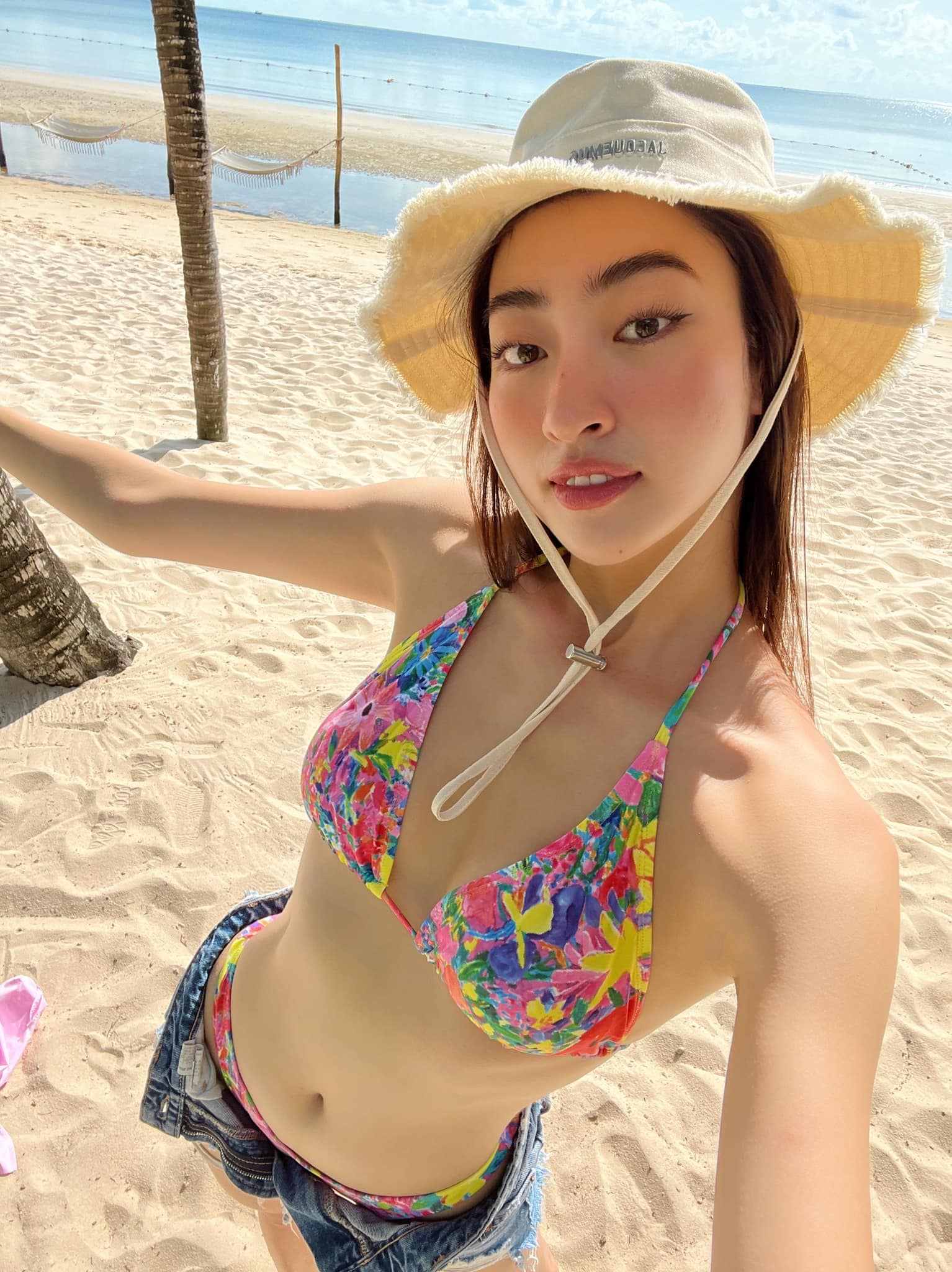 luong thuy linh dien bikini 5