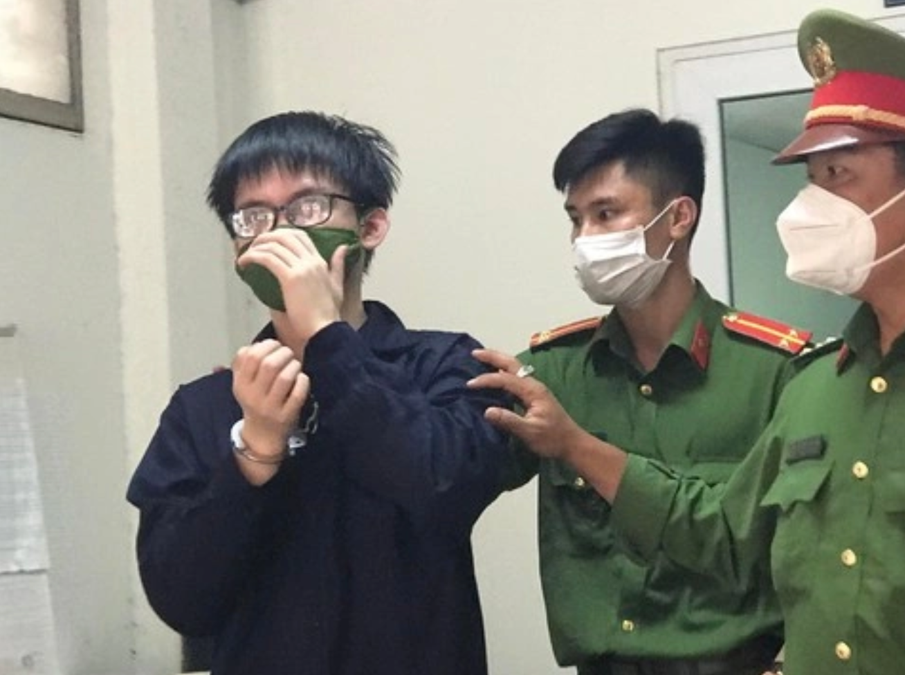 nam sinh vien linh an tu nam sinh vien linh an tu