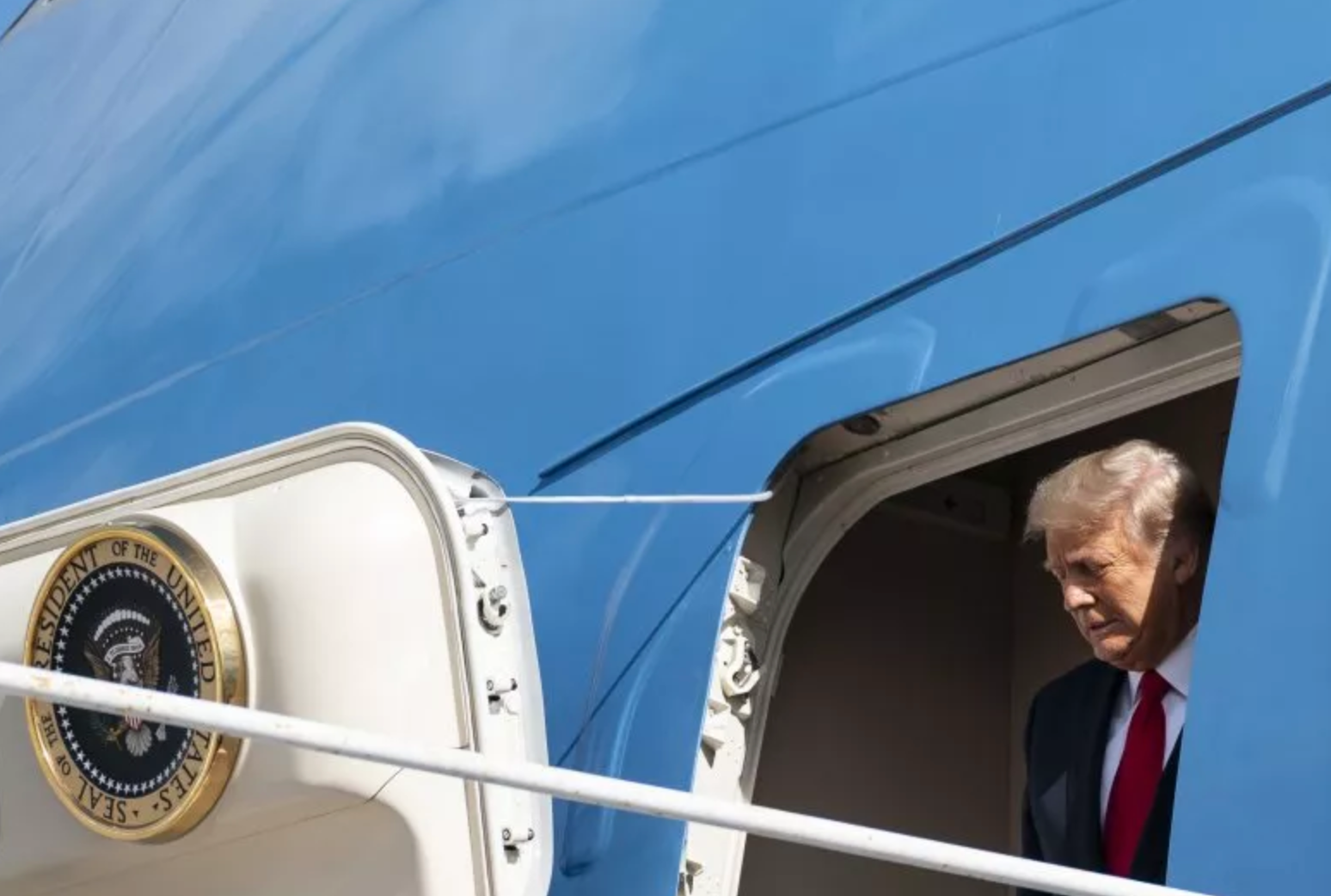 ho chieu cuu tong thong donald trump
