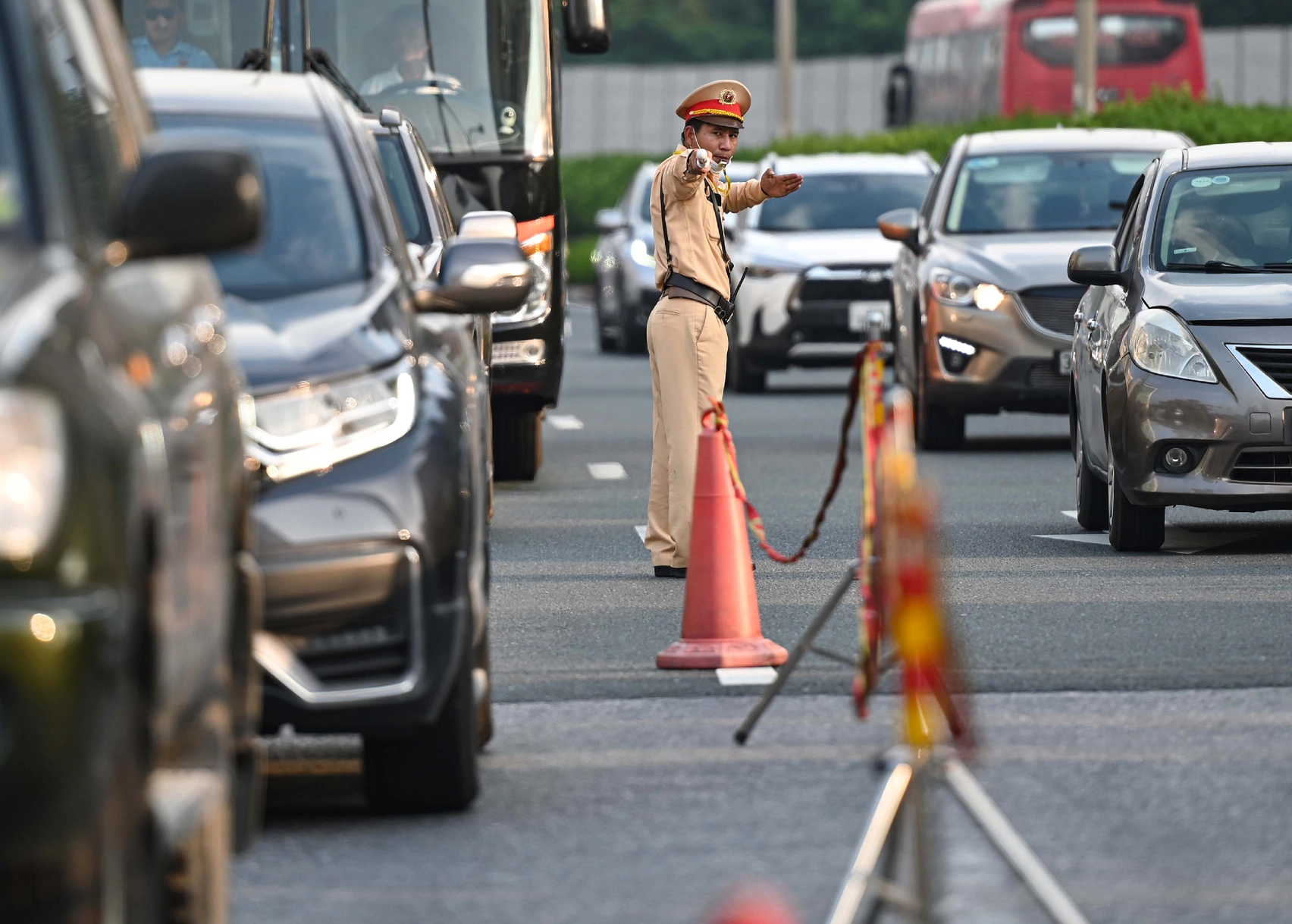 ha noi un tac ngay 3 9 11