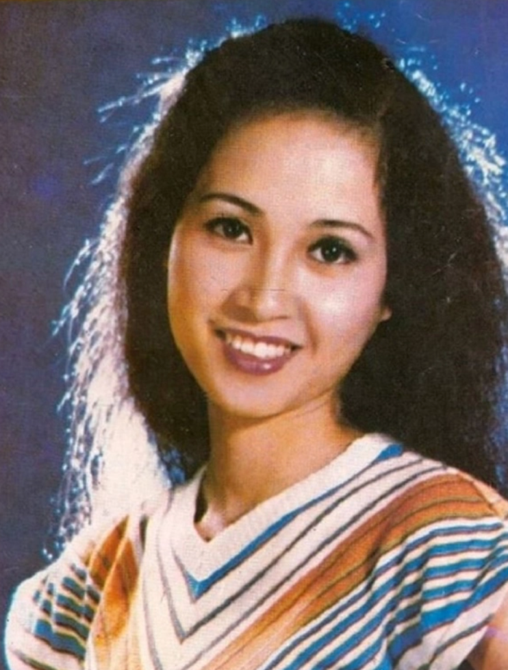 nghe si lan huong 2 nghe si lan huong 2