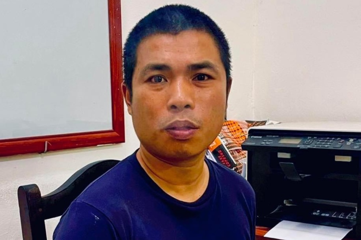 khoi to ke dung dao dam guc nguoi phu nu ban nuoc tren pho o ha noi 13094915 khoi to ke dung dao dam guc nguoi phu nu ban nuoc tren pho o ha noi 13094915