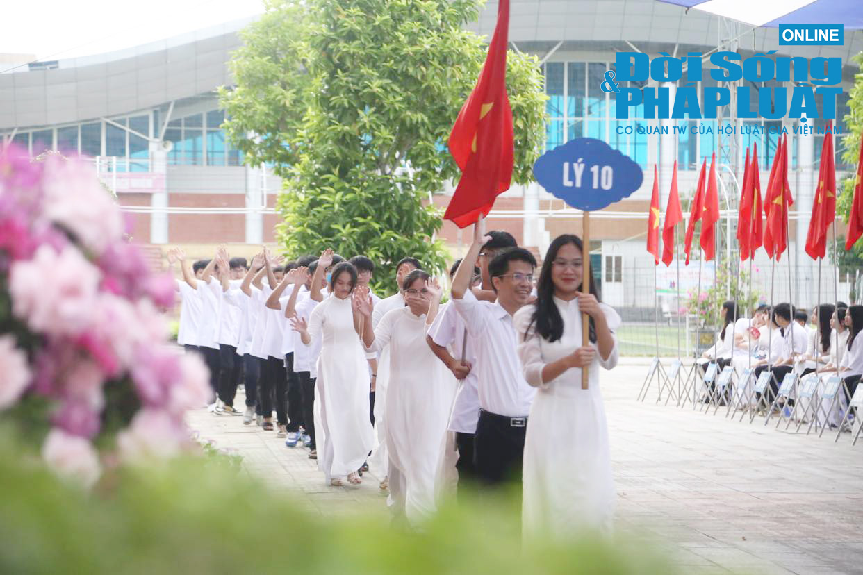 Tin trong nước - Hơn 22 triệu học sinh khai giảng năm học mới: Bật cười khoảnh khắc “con không muốn đến trường” (Hình 9).