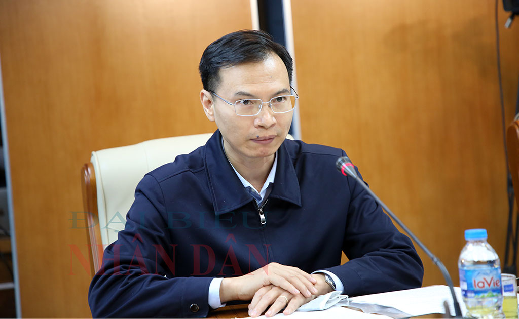 phu huynh dong tinh de xuat xe dua don hoc sinh phai co coi bao dong mau son rieng 1 phu huynh dong tinh de xuat xe dua don hoc sinh phai co coi bao dong mau son rieng 1