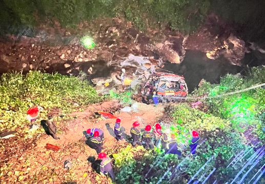 danh tinh nan nhan vu tngt xe khach 3 nguoi tu vong 19 nguoi bi thuong o cao toc la son tuy loan danh tinh nan nhan vu tngt xe khach 3 nguoi tu vong 19 nguoi bi thuong o cao toc la son tuy loan