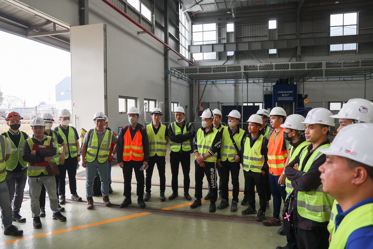 img3451gap rut dao tao nhan su phuc vu tuyen metro nhon ga ha noi