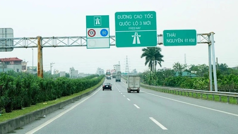 xu ly dut diem tinh trang don tra khach tren cao toc ha noi thai nguyen