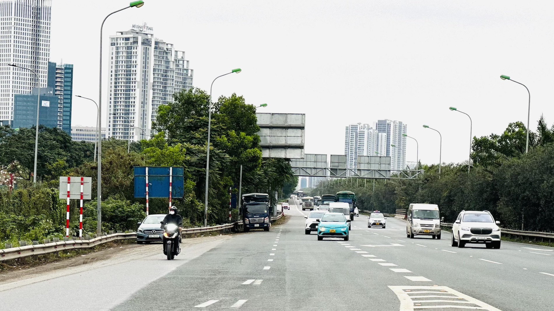 ha noi kiem tra xu ly nghiem vi pham trat tu an toan giao thong tu 15 3