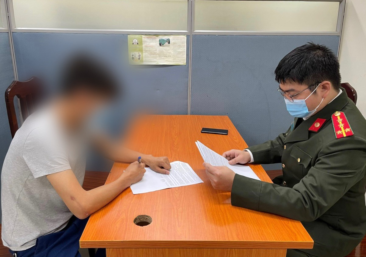 xu phat nguoi dan ong dang tai thong tin sai su that lien quan den vu va cham giao thong tai duong tran cung 1 xu phat nguoi dan ong dang tai thong tin sai su that lien quan den vu va cham giao thong tai duong tran cung 1
