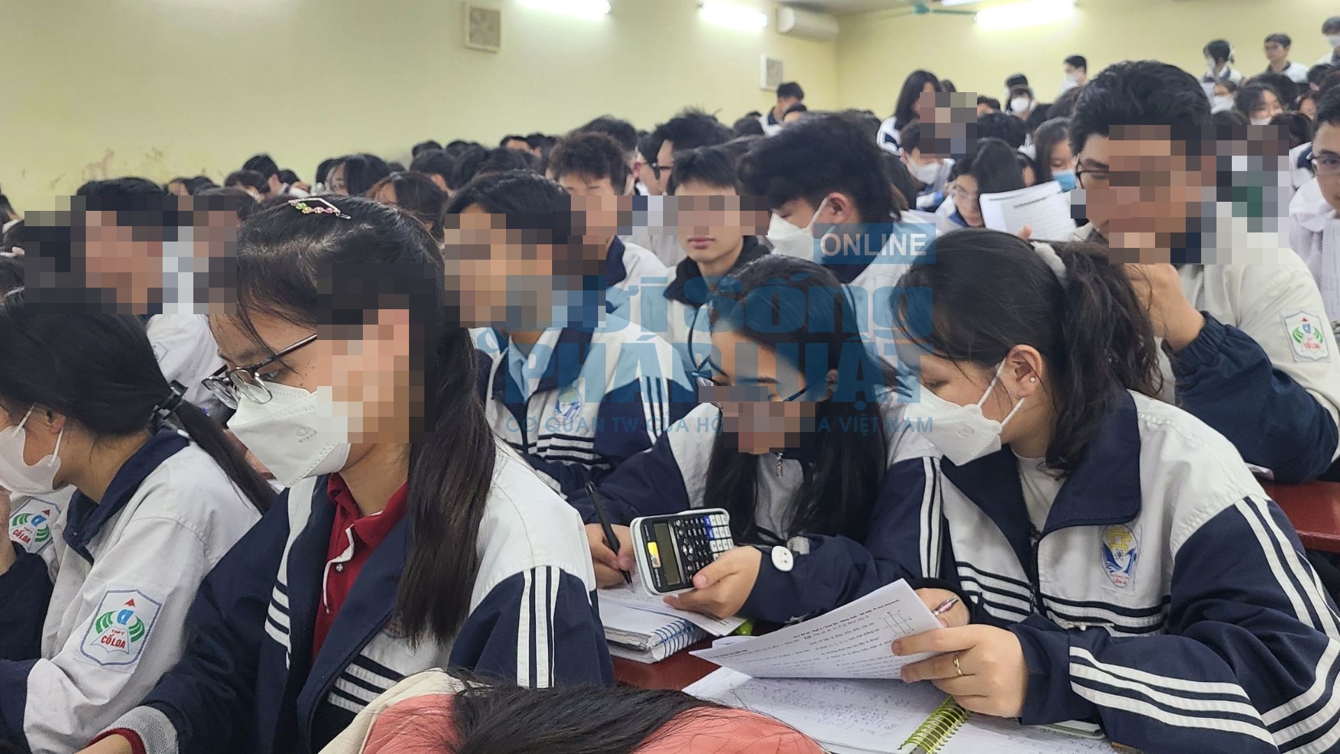 cac hoc sinh cho biet toi som de con tim cho gui xe tranh thu vao lop tham chi co nhieu nguoi con den som de chon cho ngoi dep3 cac hoc sinh cho biet toi som de con tim cho gui xe tranh thu vao lop tham chi co nhieu nguoi con den som de chon cho ngoi dep3