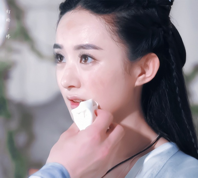 hoa thien cot bat ngo hot tro lai sau khi trong tu len song 11 hoa thien cot bat ngo hot tro lai sau khi trong tu len song 11