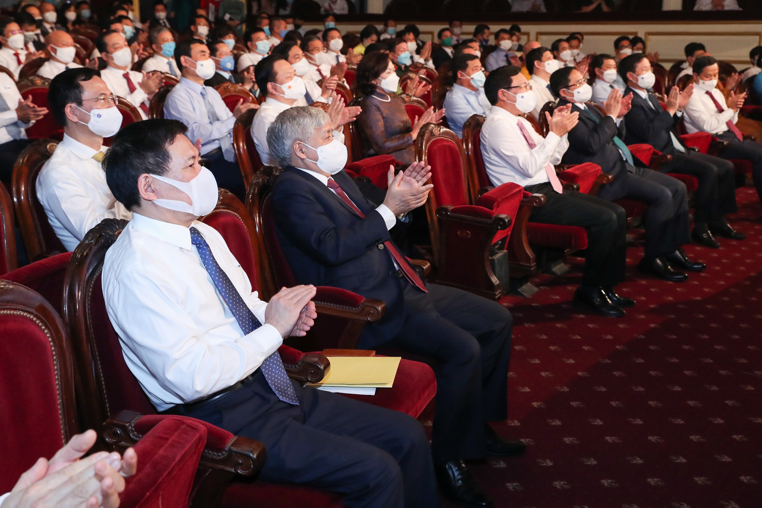 hinh anh 9novaland dong gop 100 ty vao quy vac xin phong covid 19