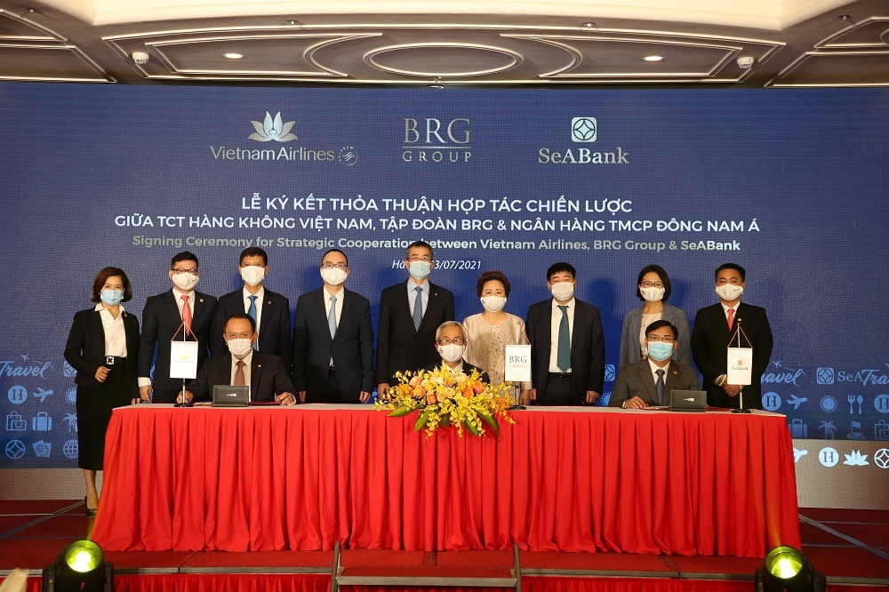anh 4 dai dien vietnam airlines tap doan brg va seabank ky ket thoa thua