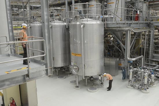 ben trong khu vuc san xuat ca phe hoa tan khu caffeine