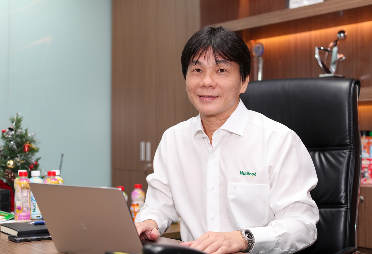 hinh 2 ong tran bao minh chu tich hdqt moi cua quasapharco1 hinh 2 ong tran bao minh chu tich hdqt moi cua quasapharco1