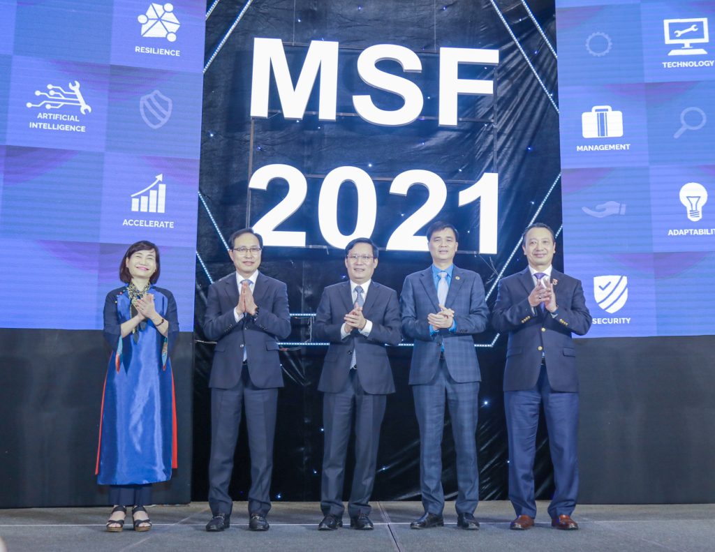 tron5839 1024x791 tron5839 1024x791