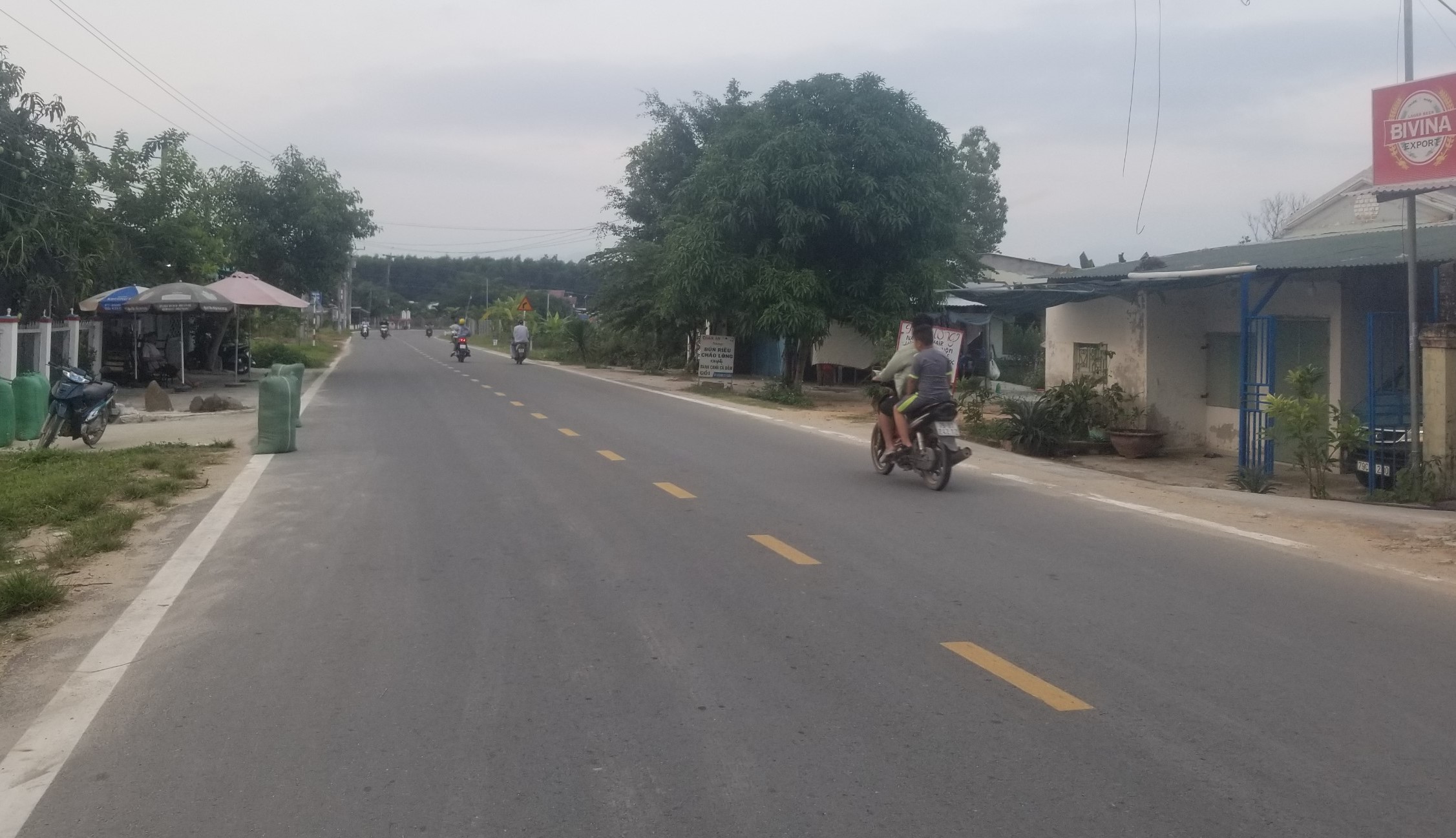 anh 1 suoitien