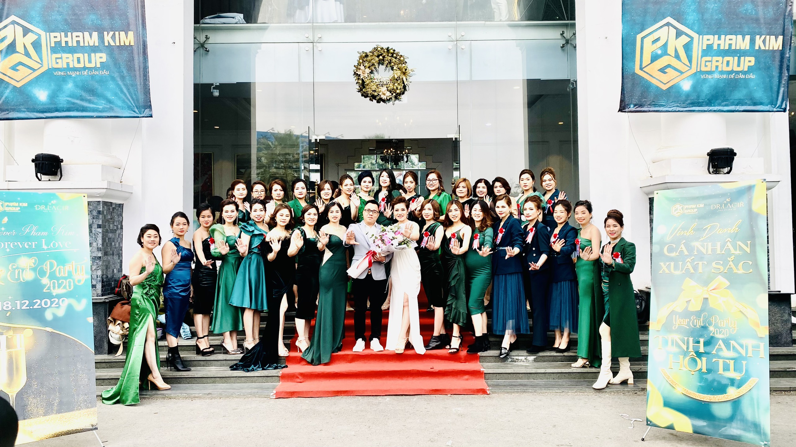 team kinh doanh vung manh cua nu thu linh 9x tai sac team kinh doanh vung manh cua nu thu linh 9x tai sac