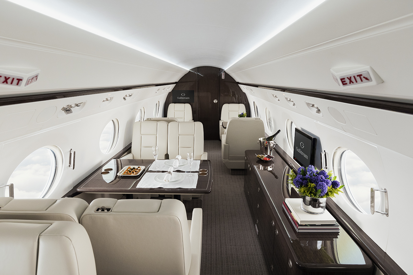 noi that ben trong may bay hang sang g550 cua gulftream