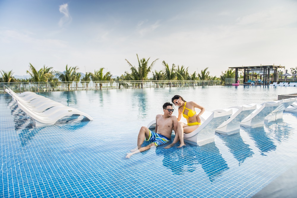 ho boi tai premier village halong bay 1