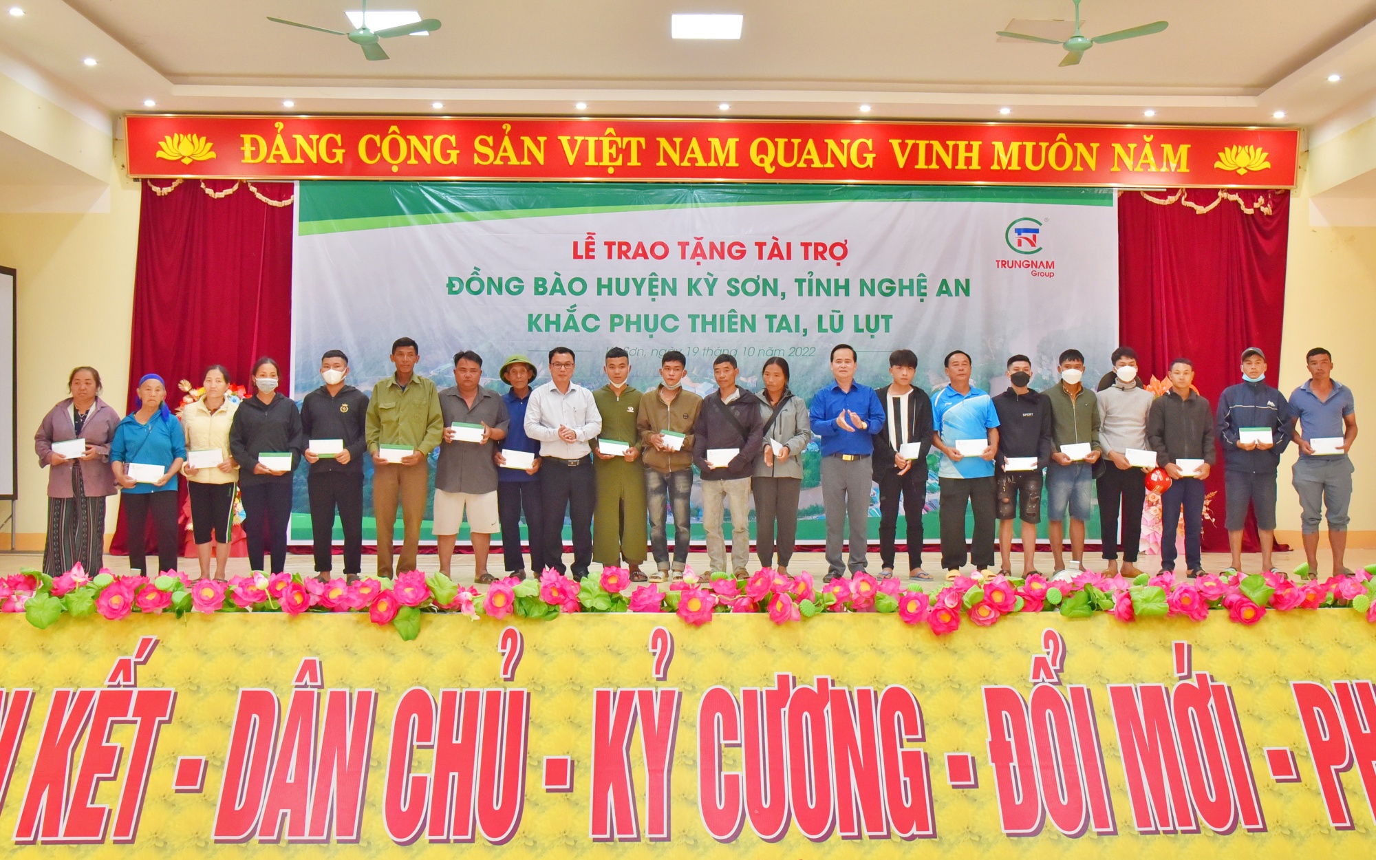 anh 2trungnam groupky son
