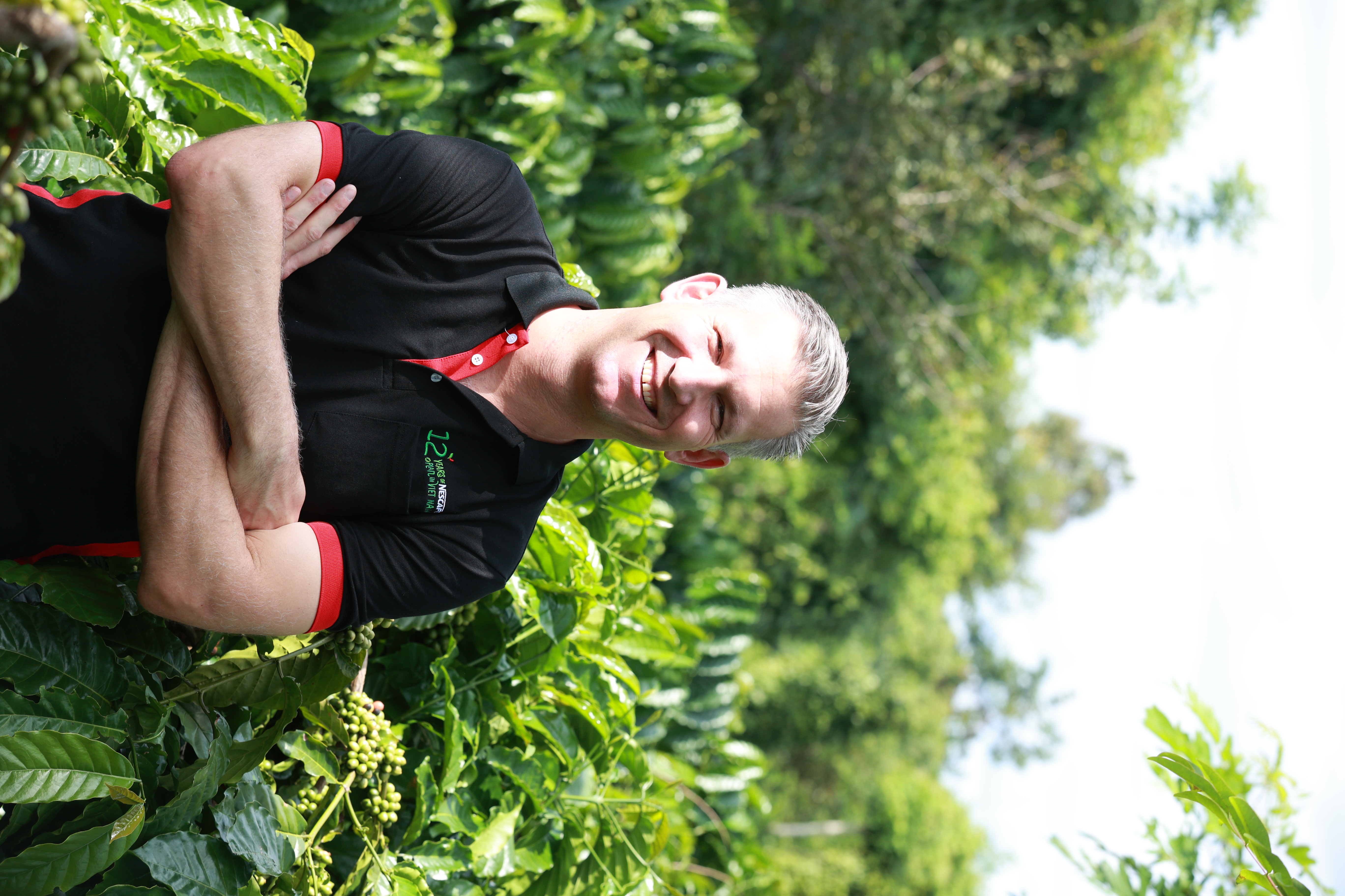 ong philipp navratil pho chu tich cap cao tap doan nestle tham quan vuon canh tac cafe thuoc du an nescafe plan tai viet nam