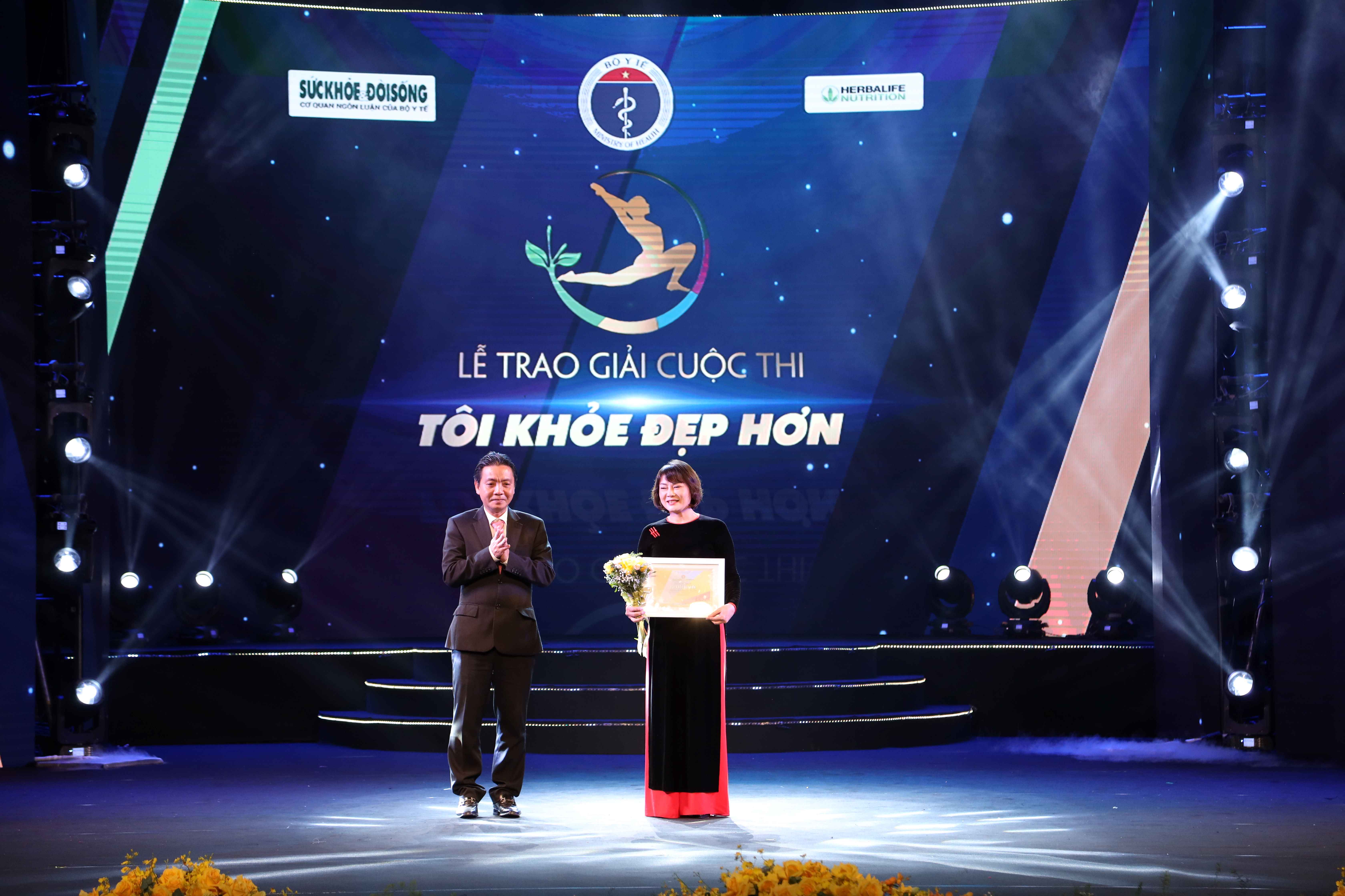 giai nhat huynh thi thu lan