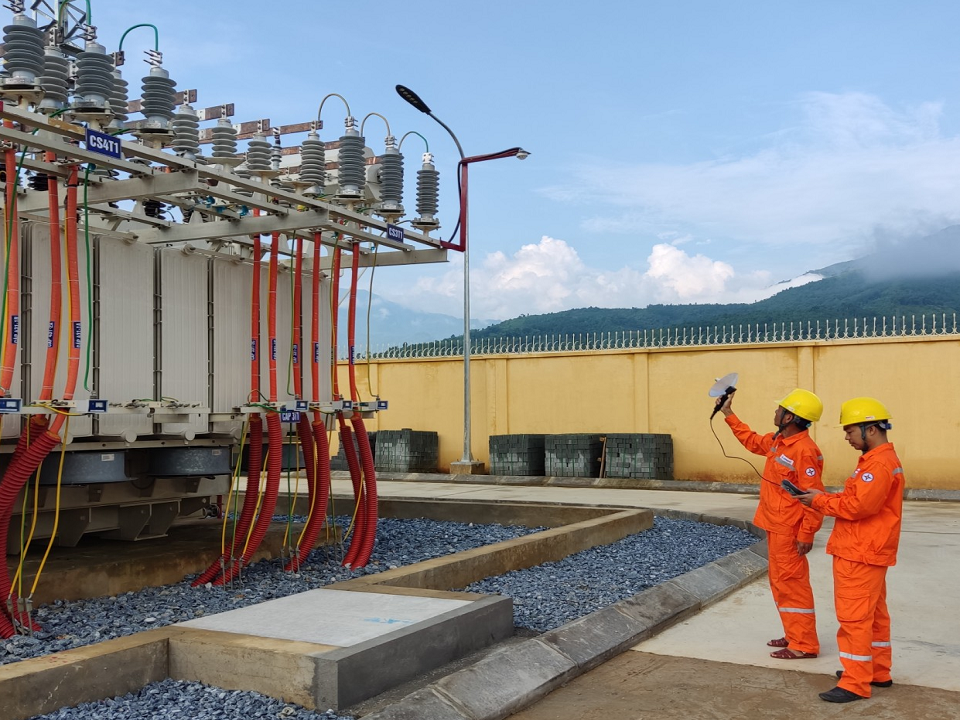 pc lao cai kiem tra bang camera nhiet tai tram 110 kv pc lao cai kiem tra bang camera nhiet tai tram 110 kv