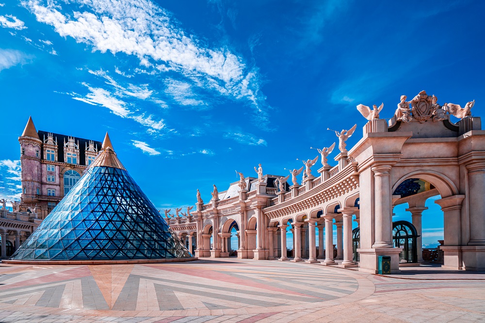 quang truong nhat thuc
