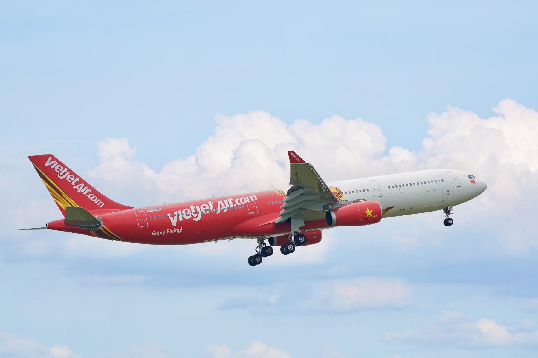Kinh tế - Bay đến Indonesia với đường bay mới TP.HCM – Jakarta, Vietjet thôi! (Hình 4).
