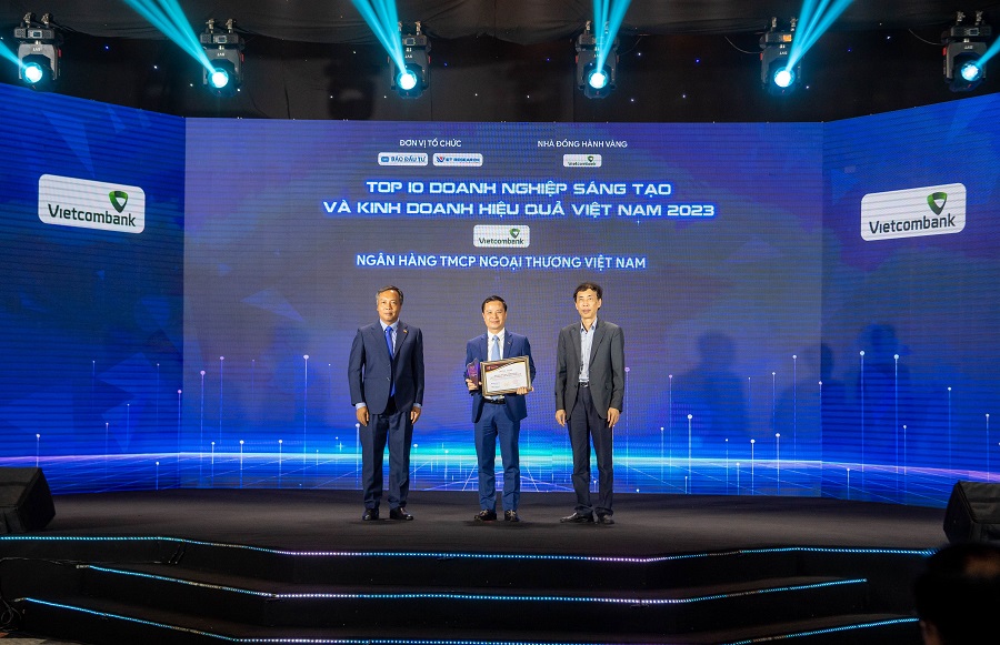 20230628le vinh danh vie10 4