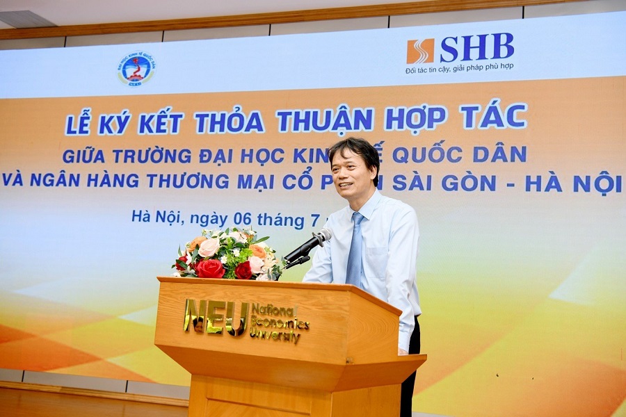 anh 2 anh 2