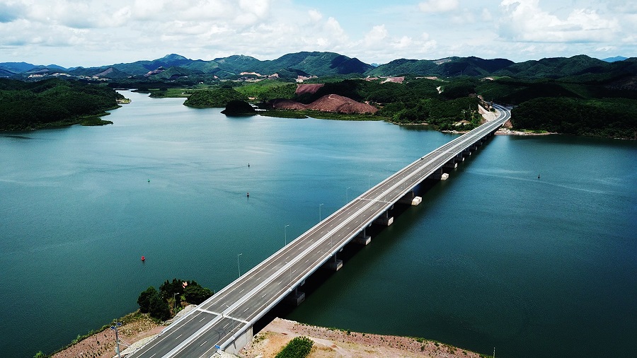 a5 cao toc ha long van don